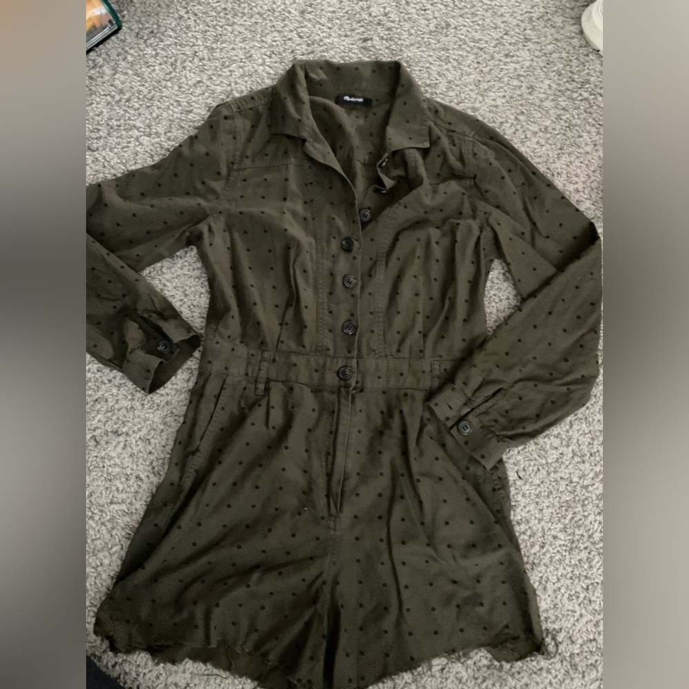 Madewell Olive Green long sleeve Button-Up distressed hemline shorts Jumpsuit- 6 - Picture 2 of 7